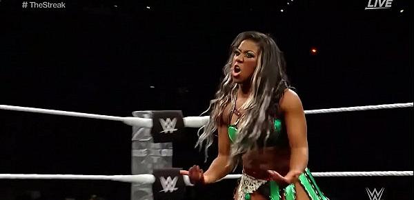  Asuka vs Ember Moon. NXT.